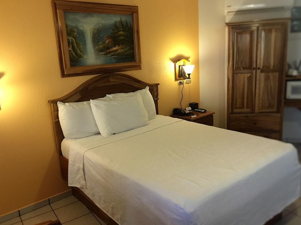Prado Inn & Suites San Jose  Ngoại thất bức ảnh