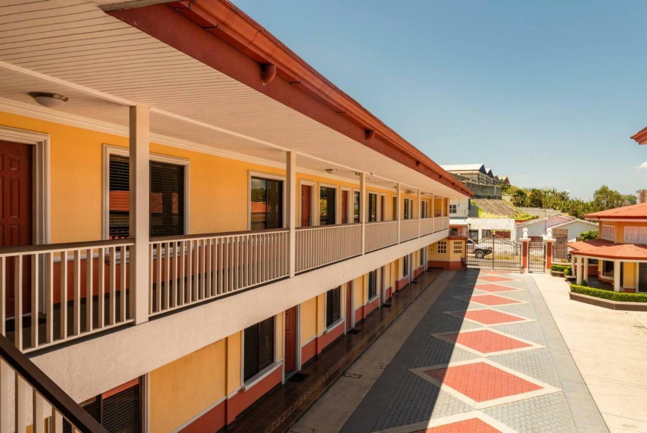 Prado Inn & Suites San Jose  Ngoại thất bức ảnh