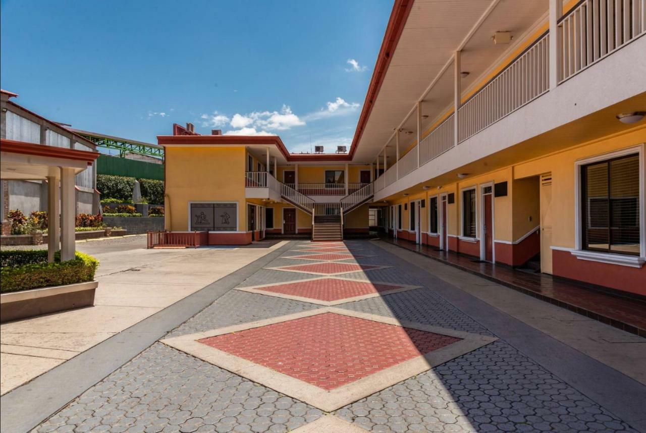 Prado Inn & Suites San Jose  Ngoại thất bức ảnh