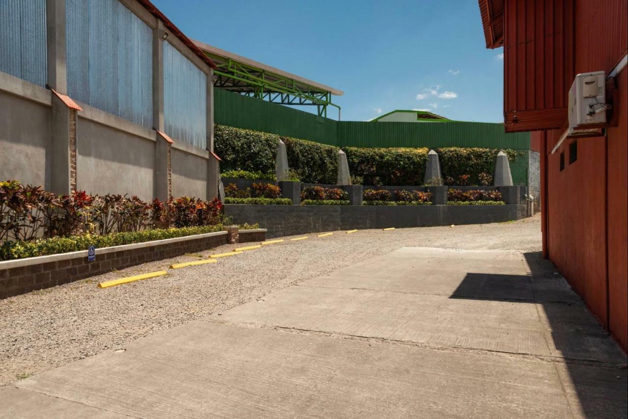 Prado Inn & Suites San Jose  Ngoại thất bức ảnh